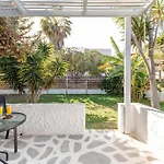 Naxos Beachwalk 아파트