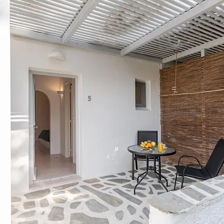 Naxos Beachwalk Apartment *
