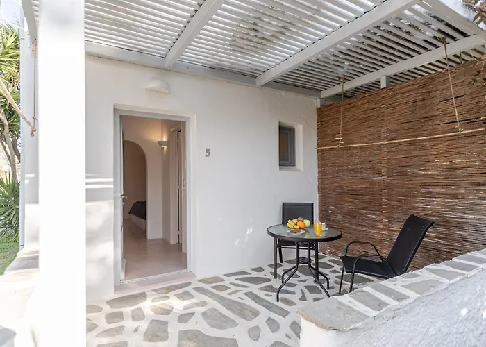 Naxos Beachwalk Apartment *